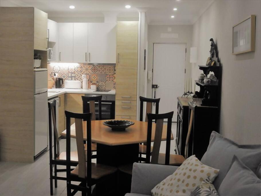 Apartment Bay